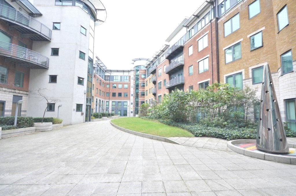 Flat Shortcroft Street in Manchester