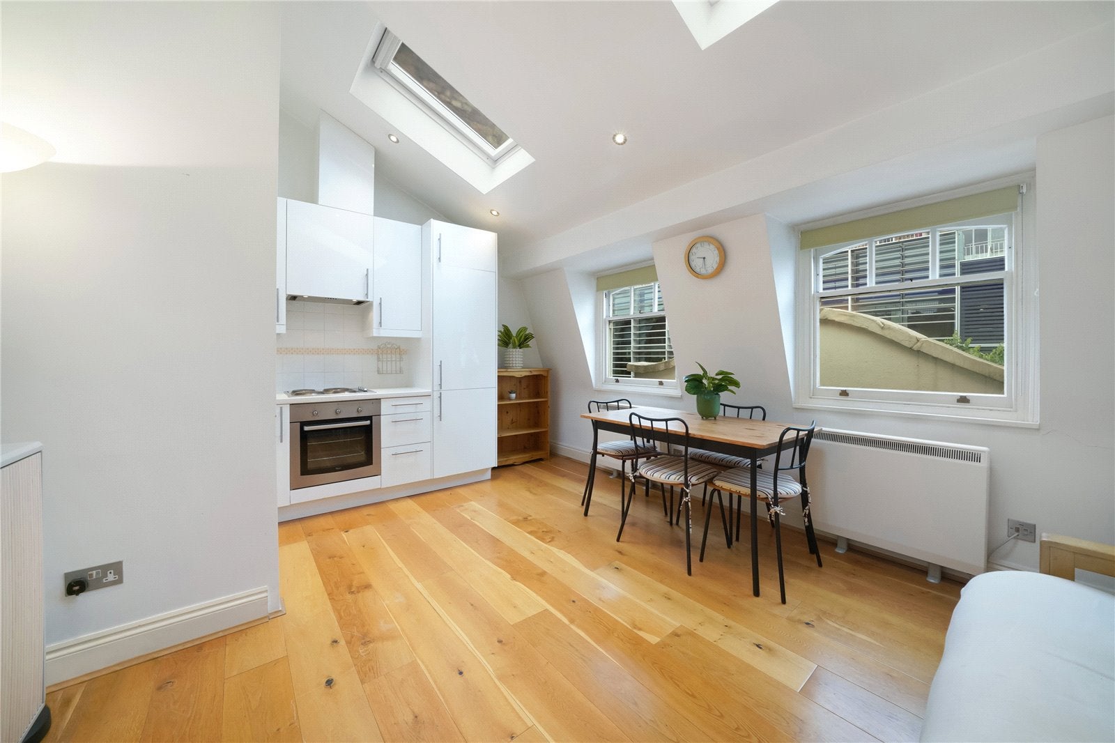 Flat Great Titchfield Street in City of Westminster