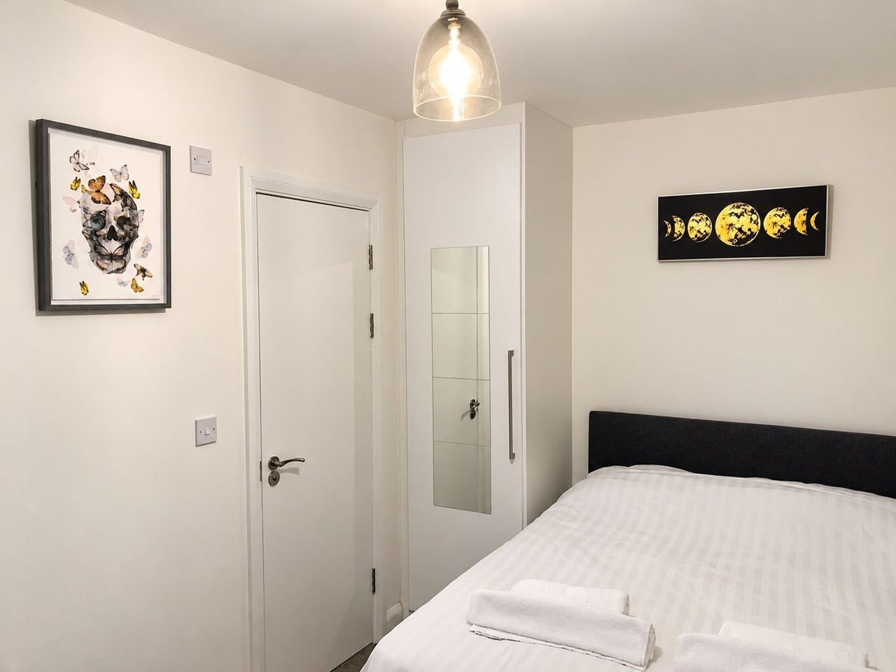Room Tokyngton Avenue in Greater London