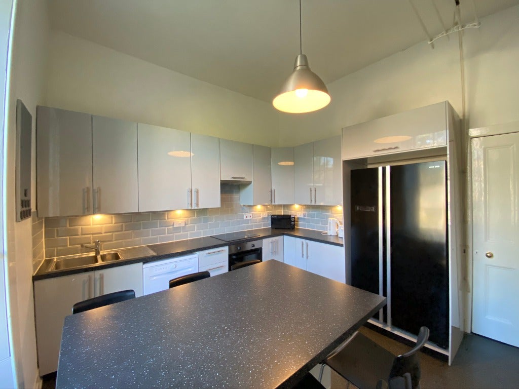 Flat Lutton Place in City of Edinburgh