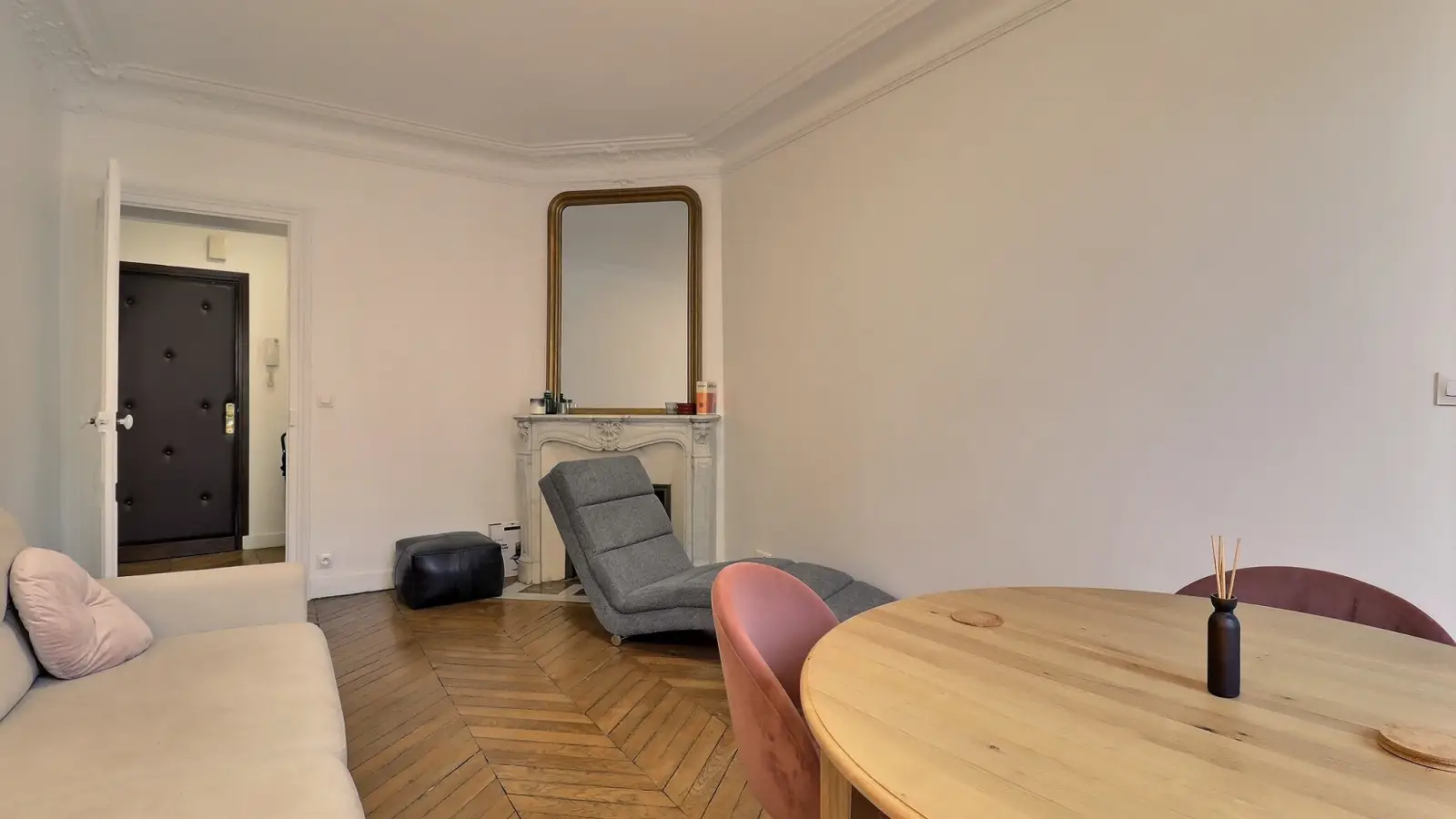 Appartement Rue des Halles à Paris