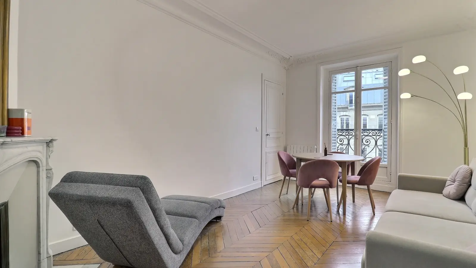 Appartement Rue des Halles à Paris