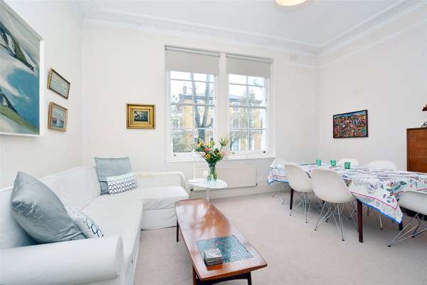 Flat Carlton Hill in City of Westminster