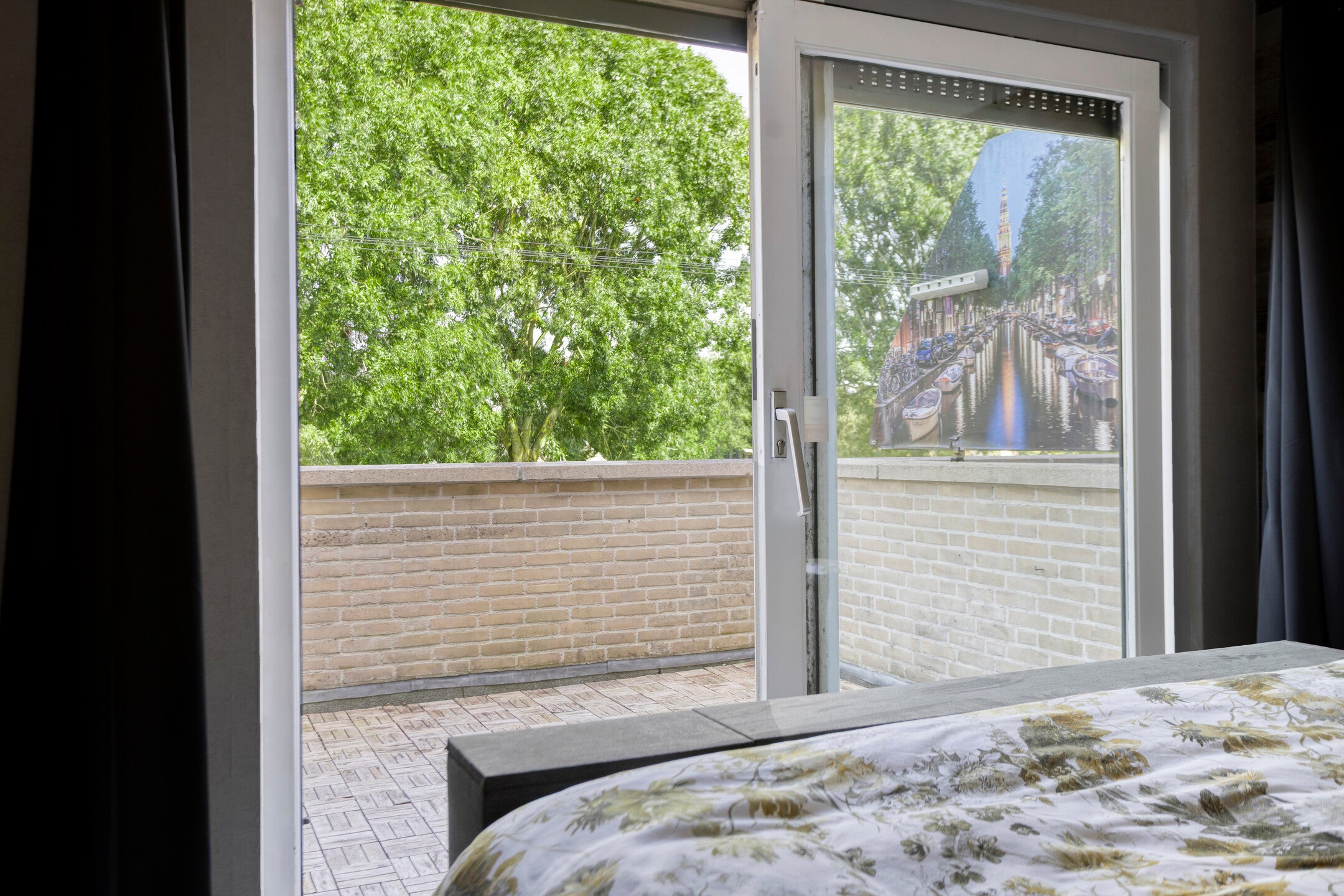 Tussenwoning te koop: Victoria Regiastraat 10, Almere