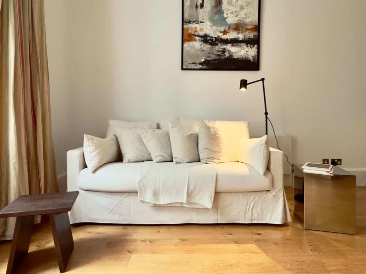Flat Onslow Square in Greater London