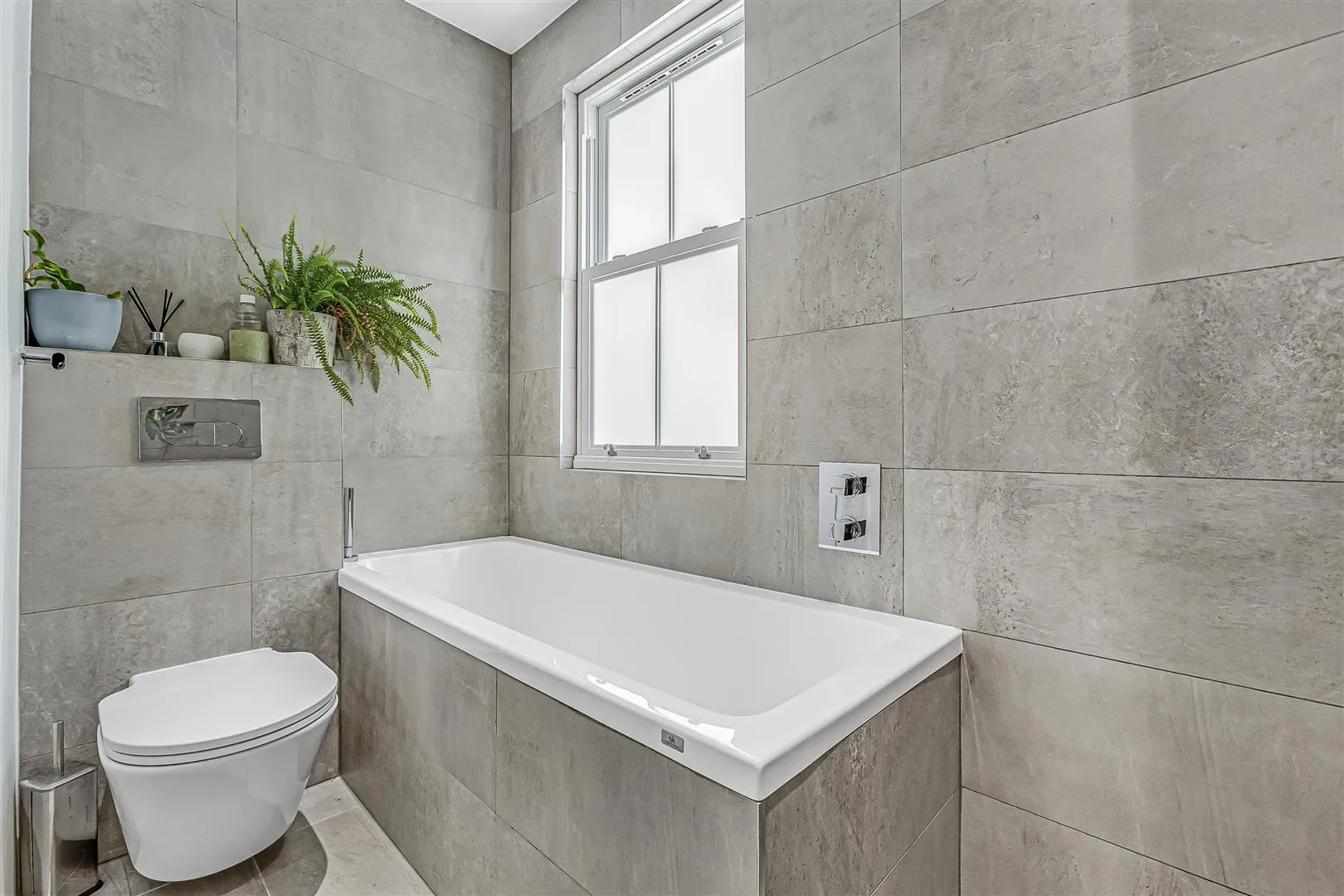House Kingsway in Greater London