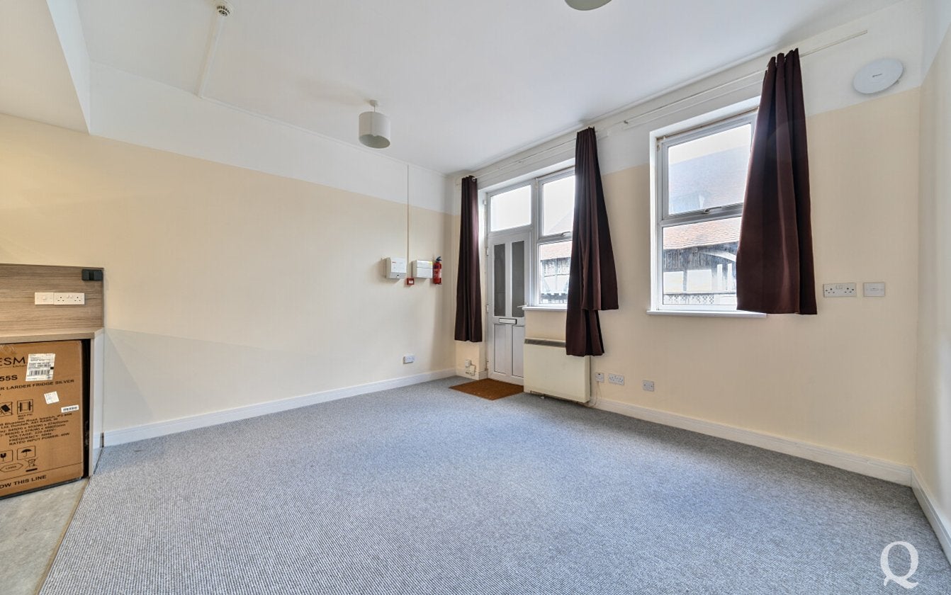 Flat High St in Snodland