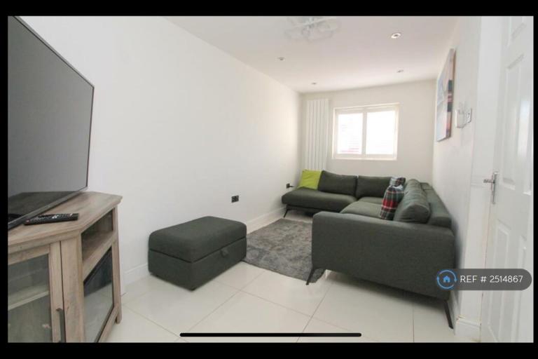 House Nash Close in Greater London