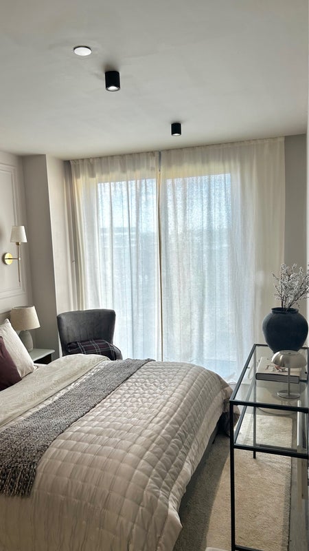 Room Ellesmere Street in Manchester