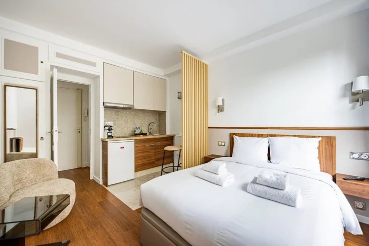 Appartement Avenue Paul Doumer à Paris