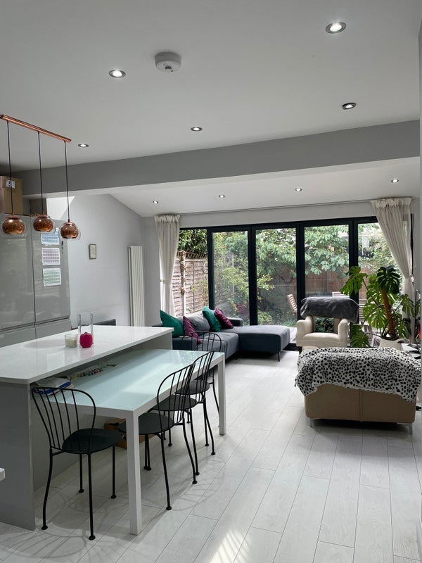 Room Undine Street in Greater London