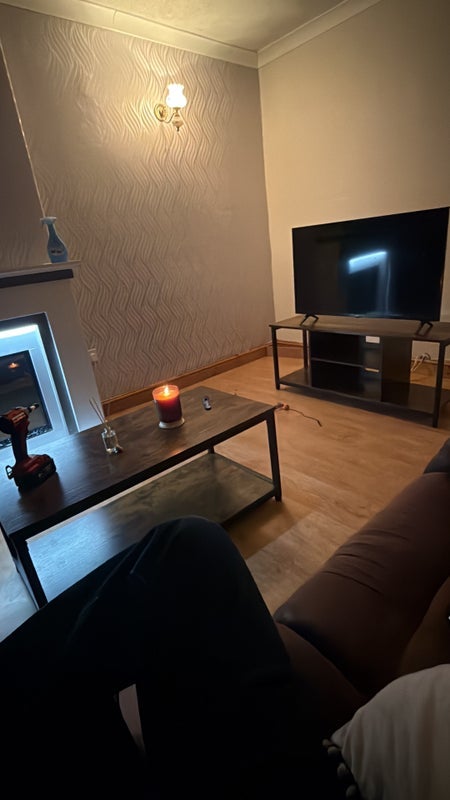 Room Salteye Road in Salford