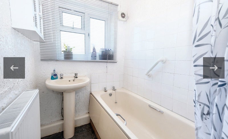 Room Salteye Road in Salford