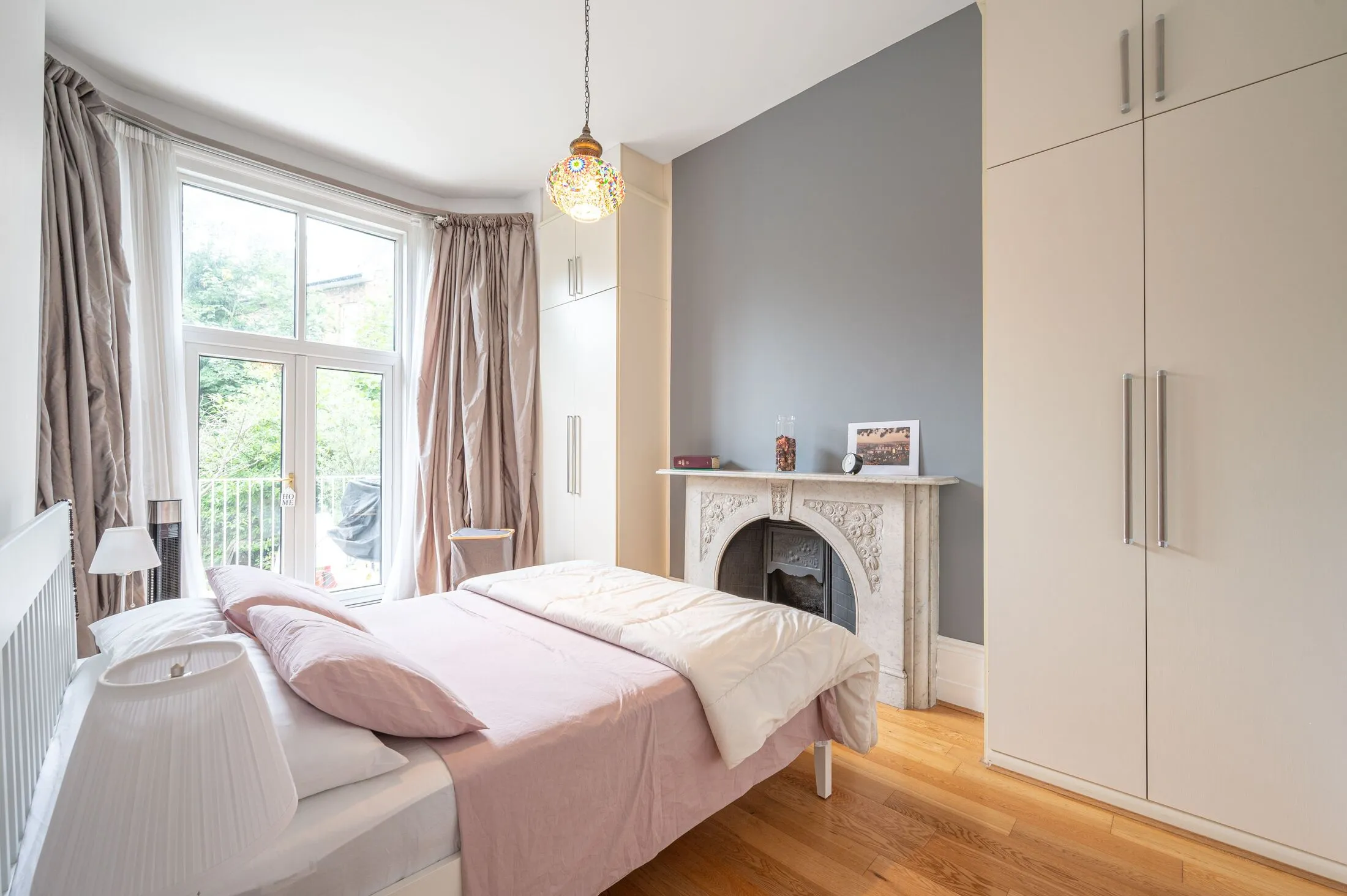 Flat Priory Road in Greater London