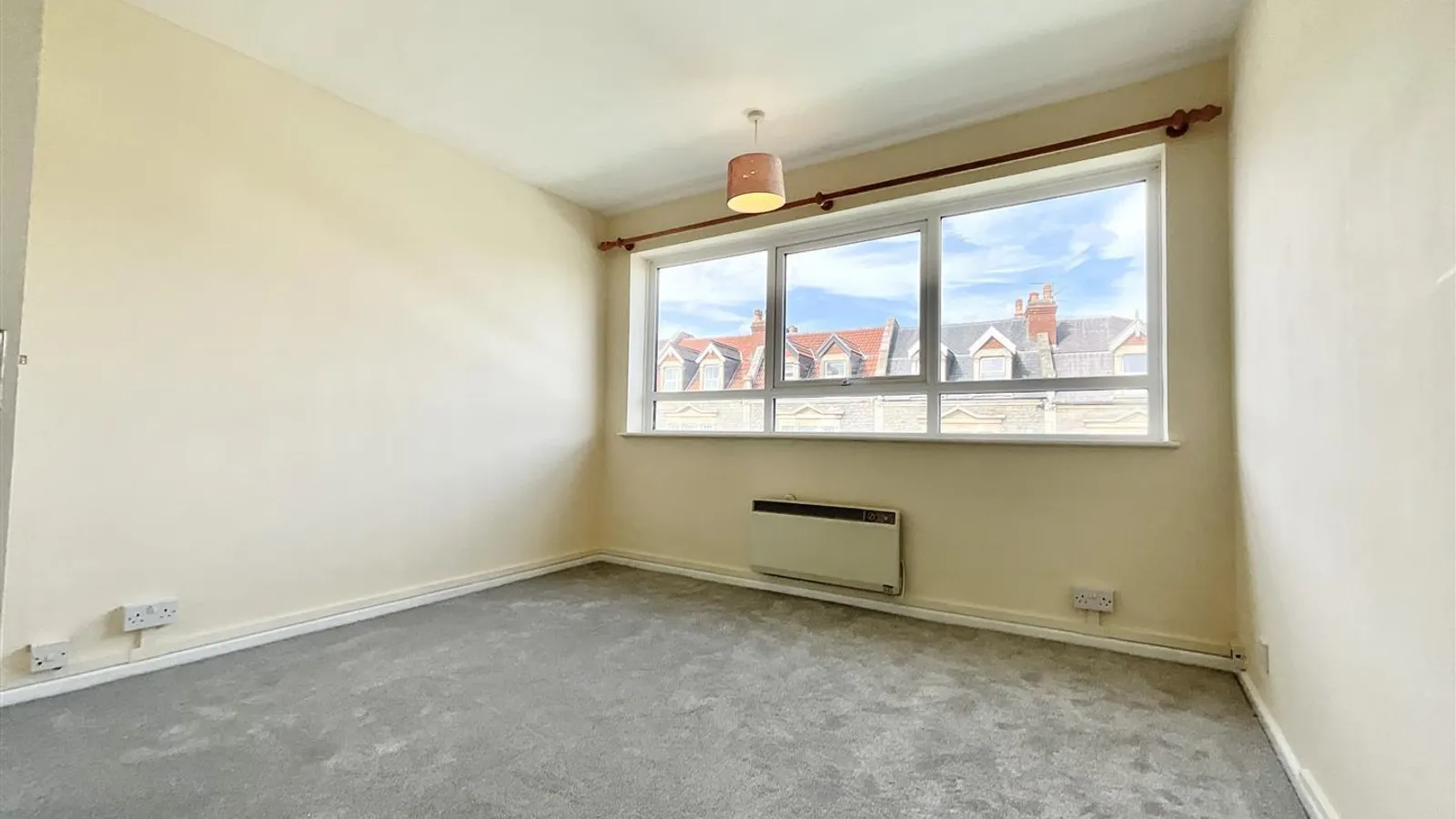 Flat Henleaze Road in Bristol