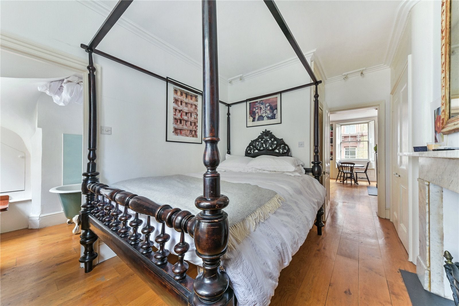 Flat New Row in City of Westminster