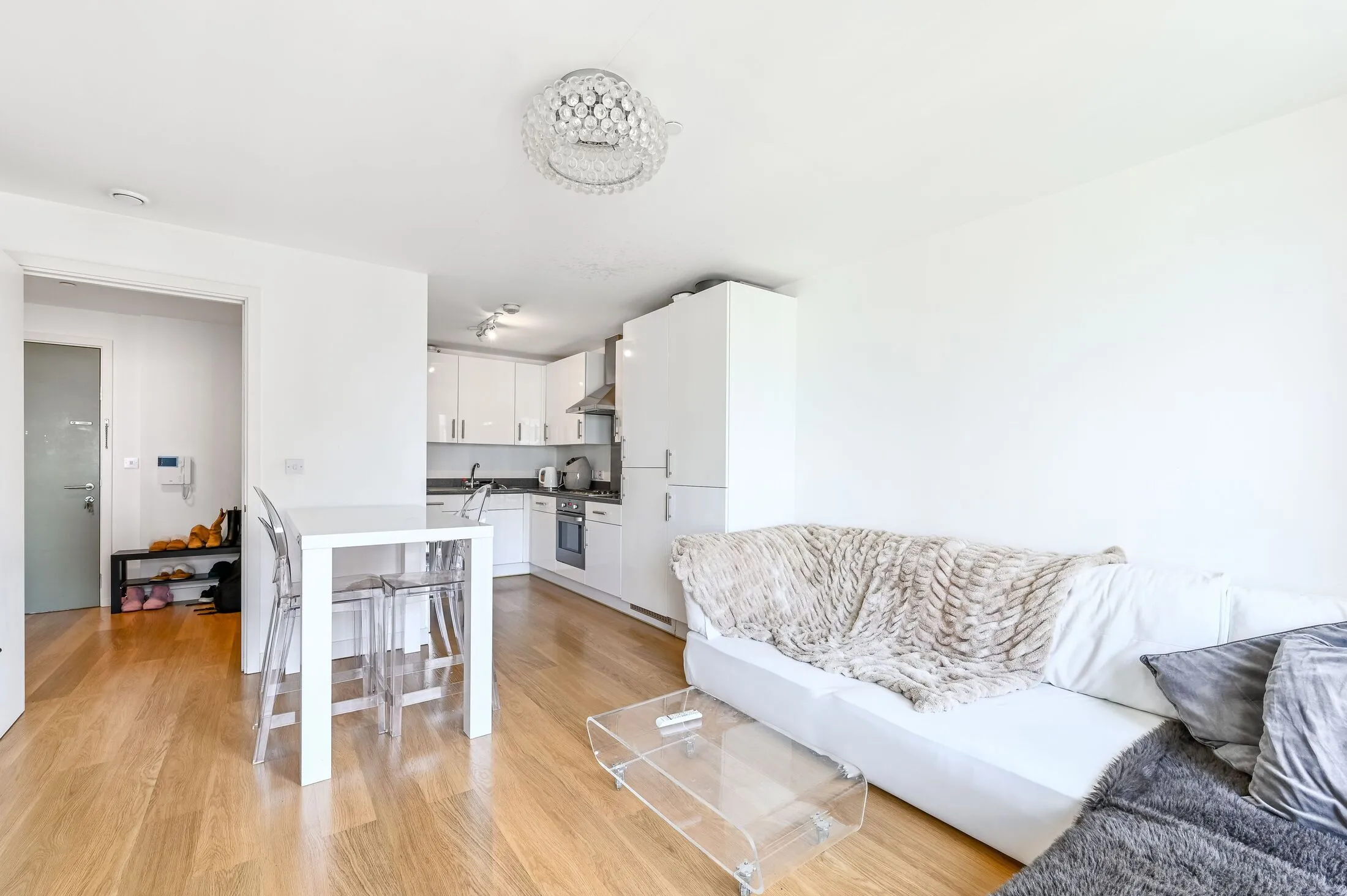 Flat York Way in Greater London