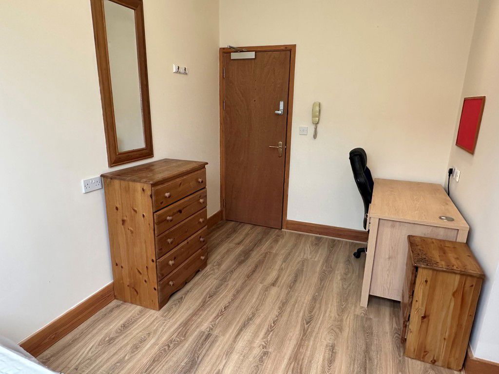 Room Priory Street in Coventry