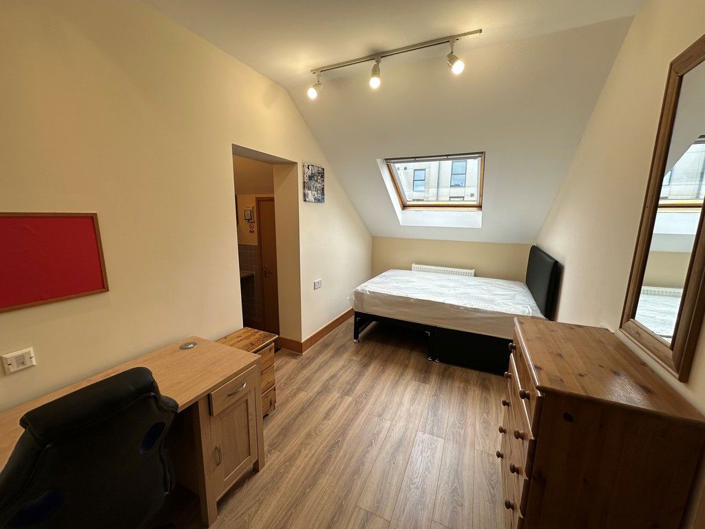 Room Priory Street in Coventry