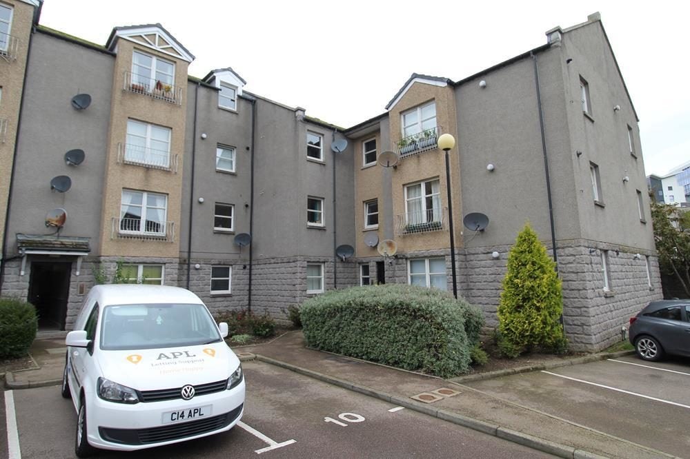 Flat Willowgate Close in Aberdeen City