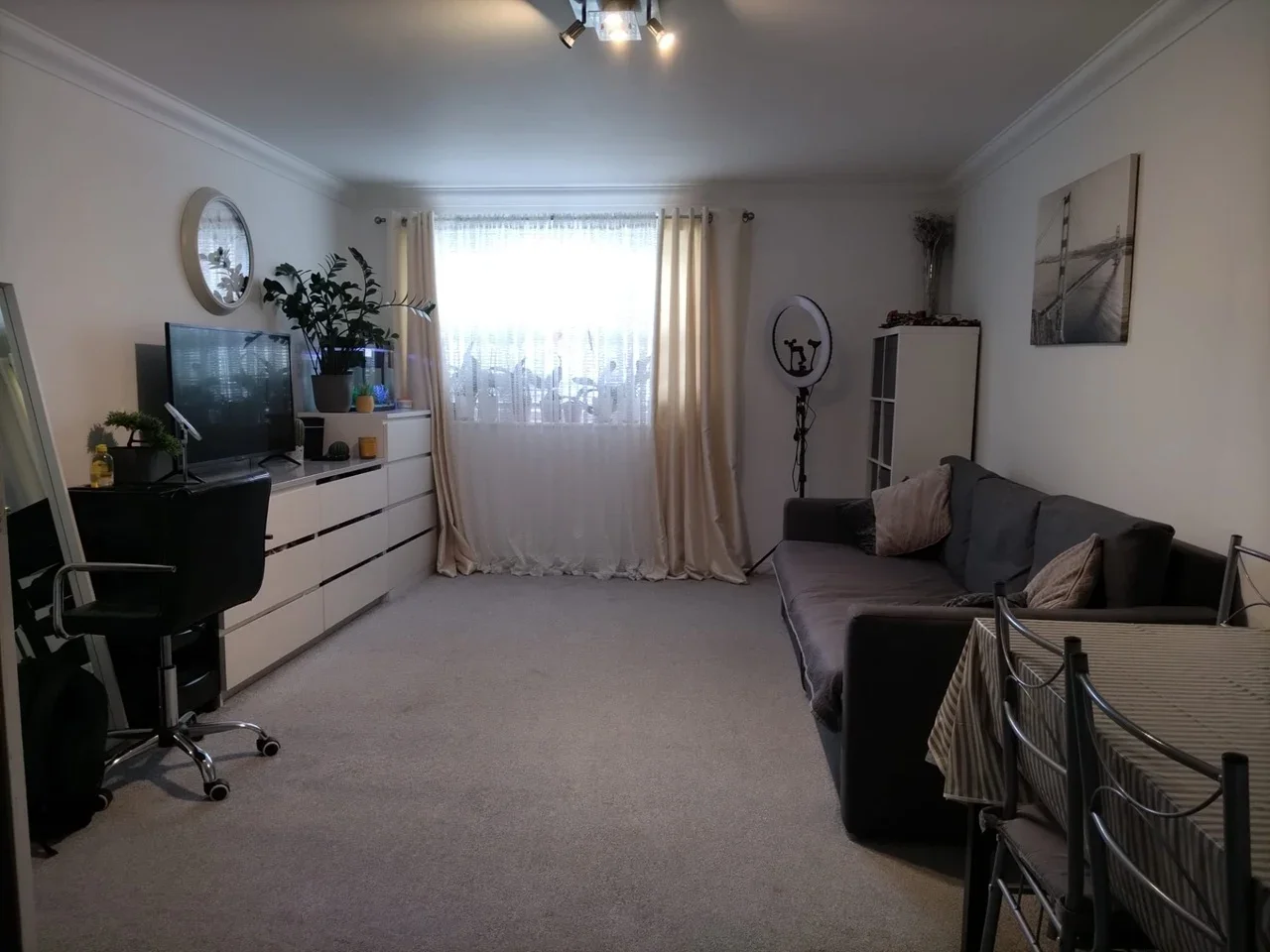 Flat Causton Square in Greater London