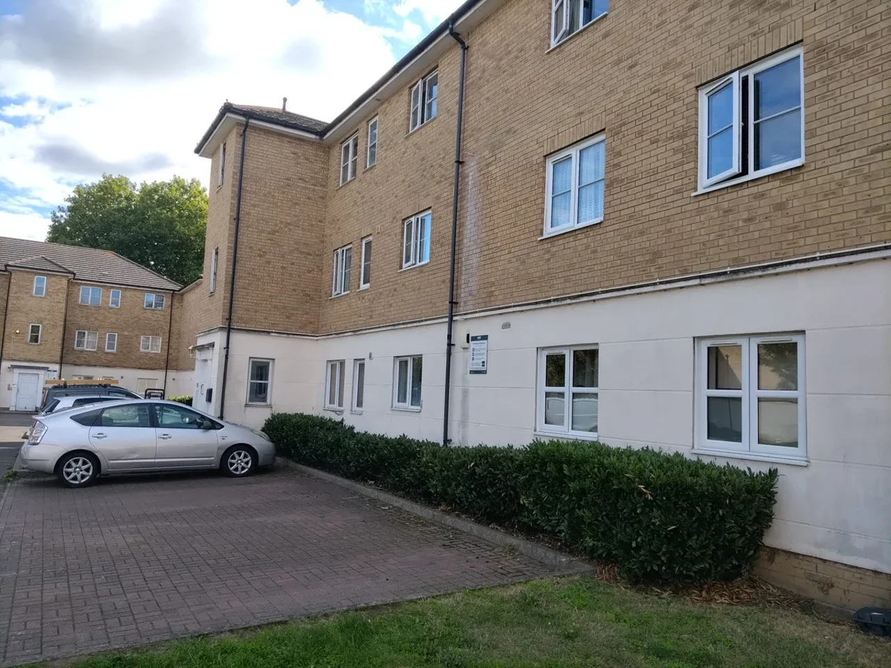Flat Causton Square in Greater London