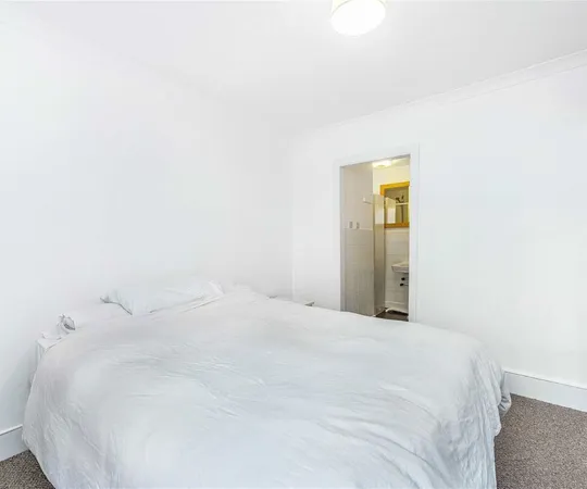 Flat Alderney Street in City of Westminster