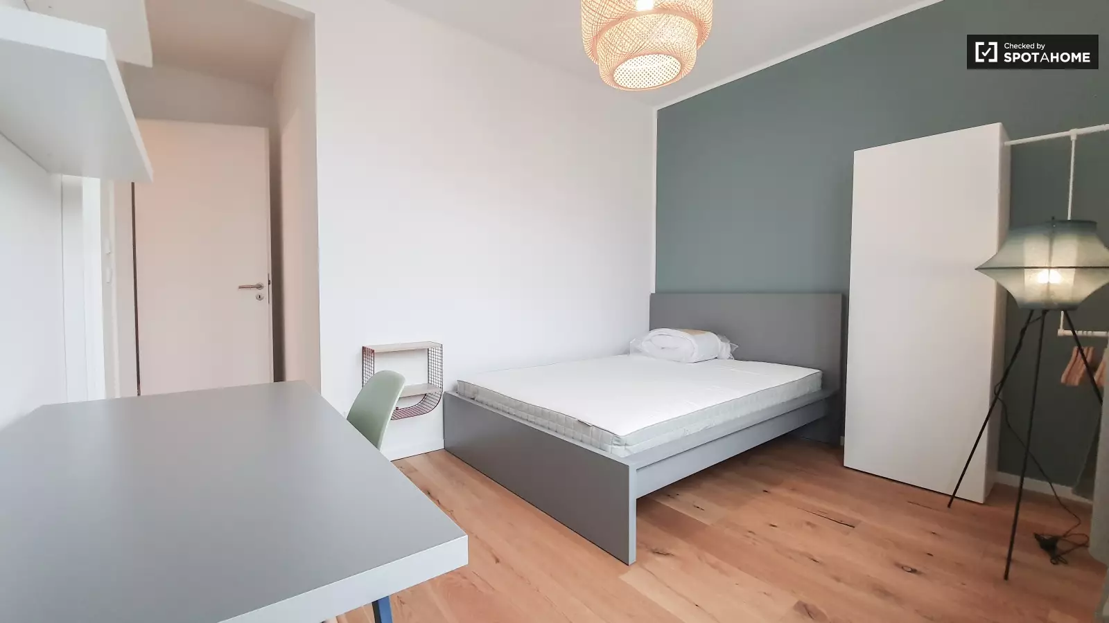 Zimmer Hohenzollerndamm in Berlin