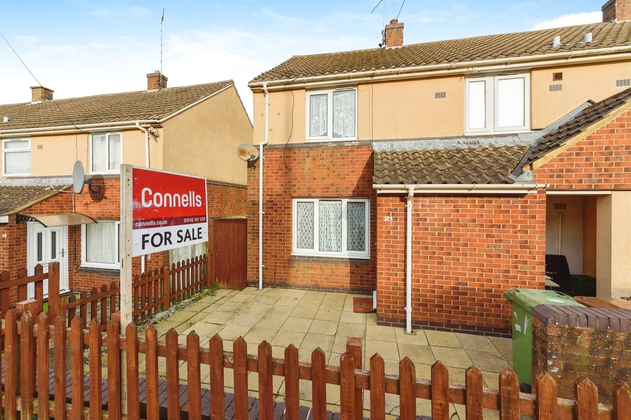 House Bideford Square in Corby