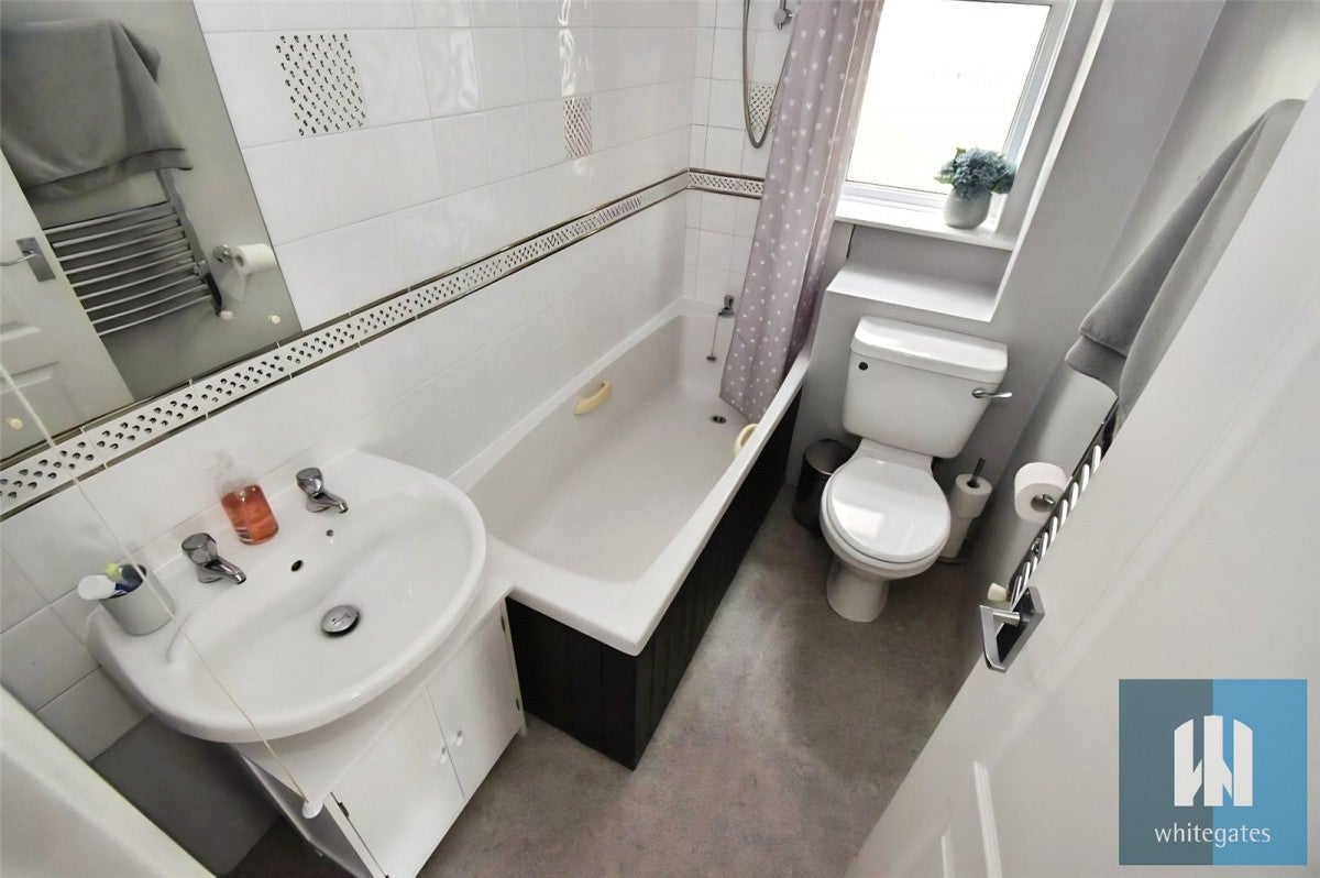 Flat Portland Close in Kirklees