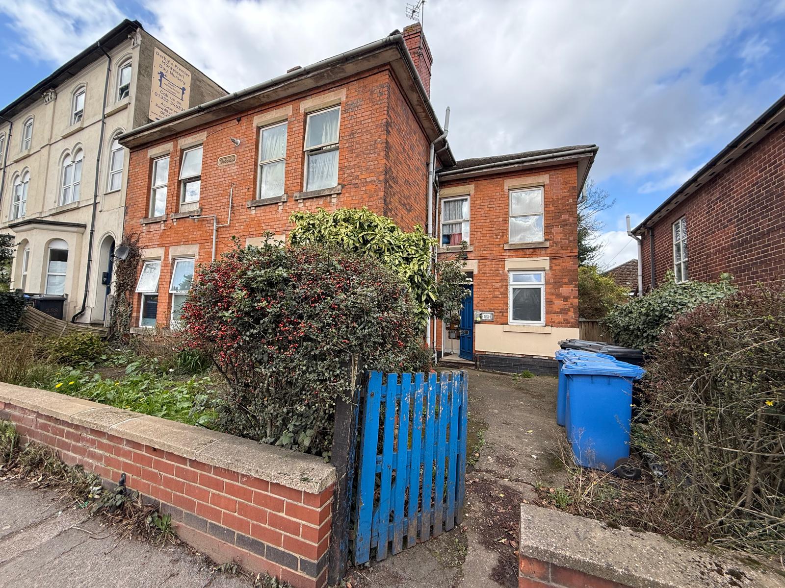 Flat Uttoxeter New Road in Derby