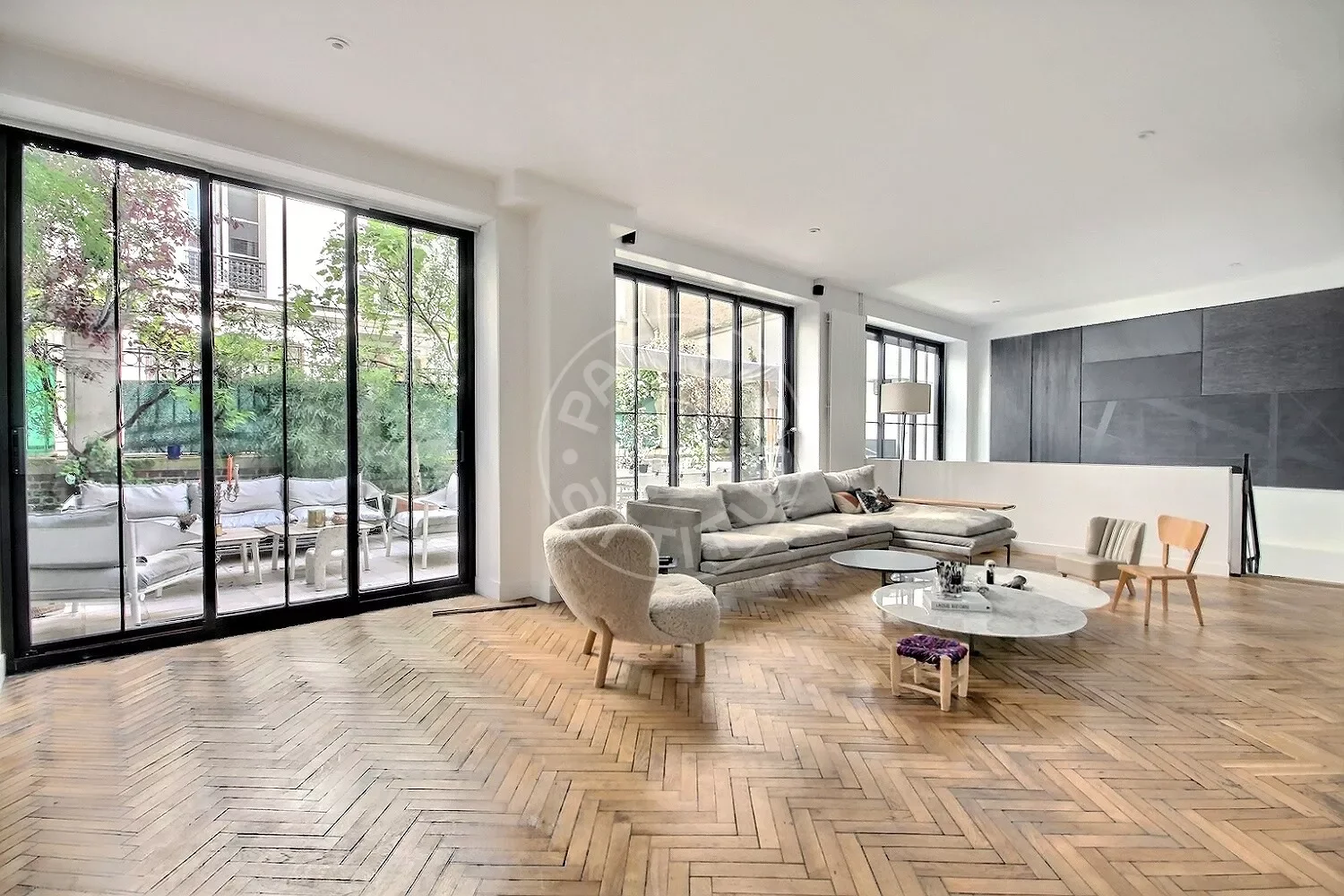 Appartement Rue Saint-Claude à Paris