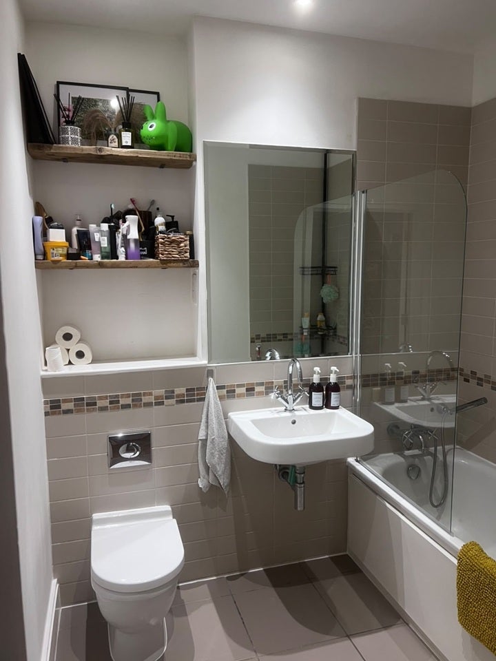 Room Sherbrooke Way in Greater London