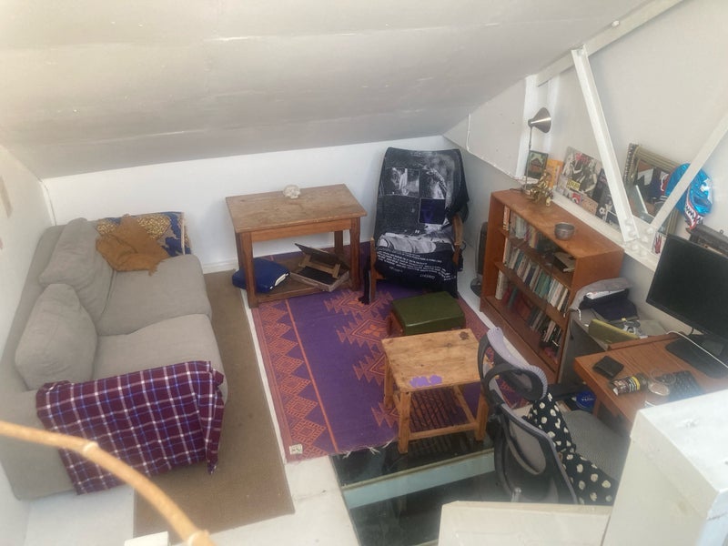Room Overbury Road in Greater London