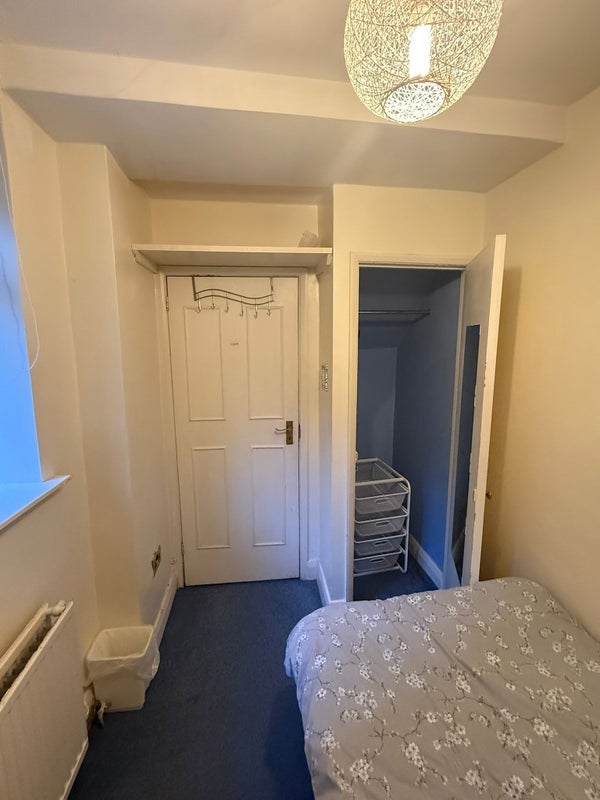 Room Cambridge Gardens in Greater London