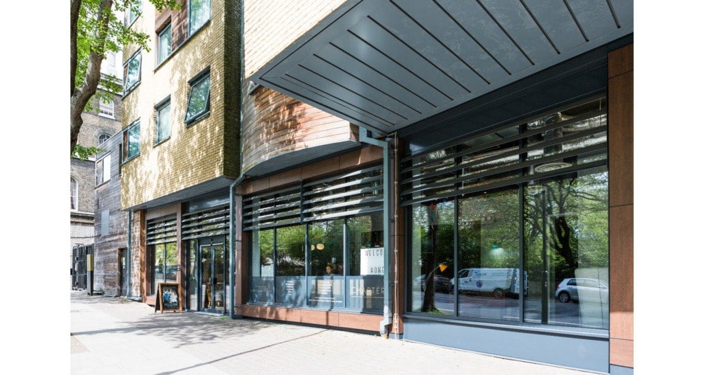 Room Market Road in Greater London