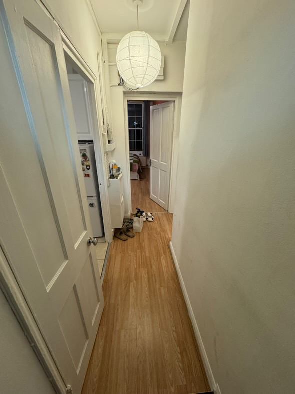 Room Pembury Road in Greater London
