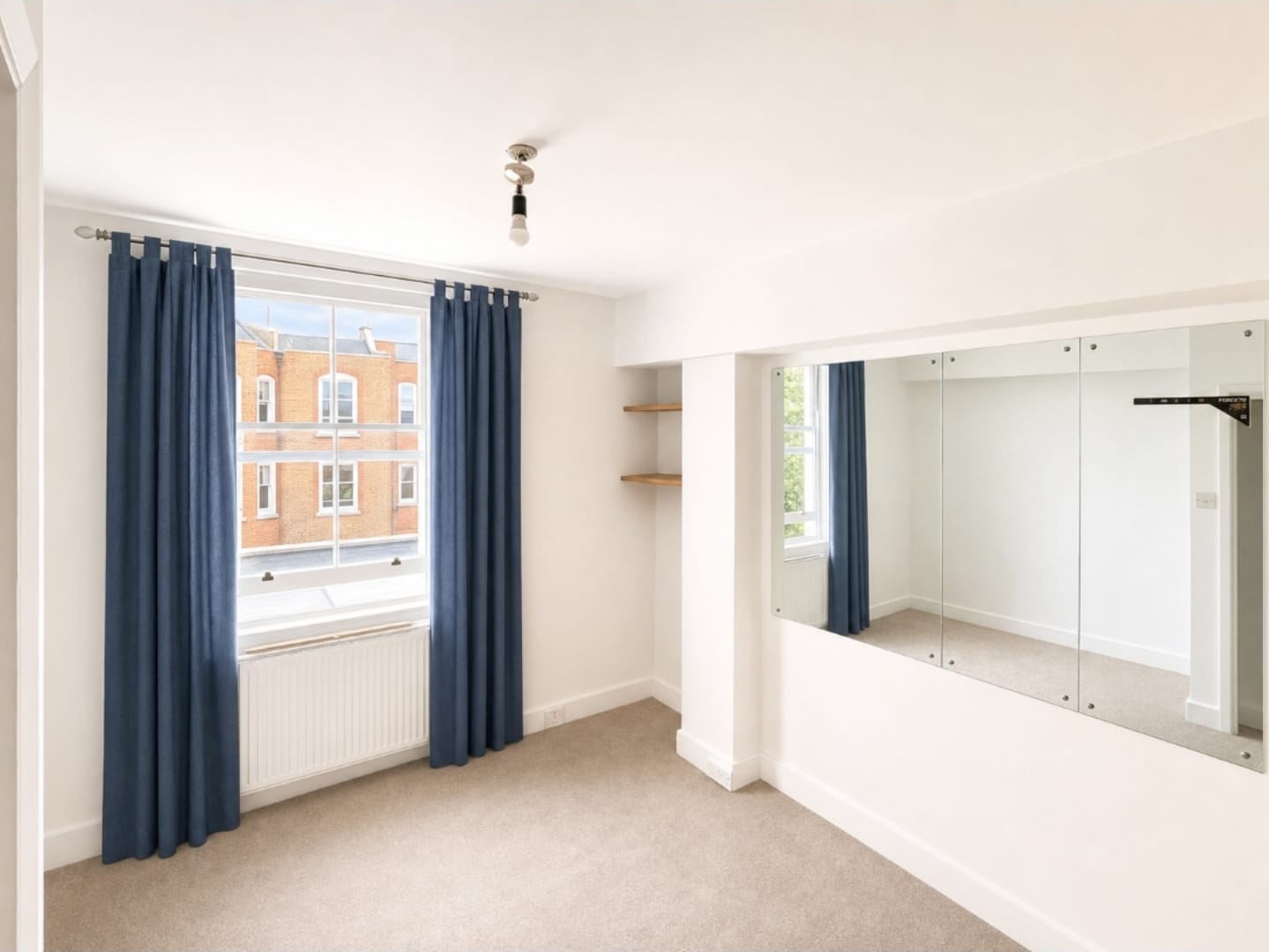 Flat Nevern Square in Greater London