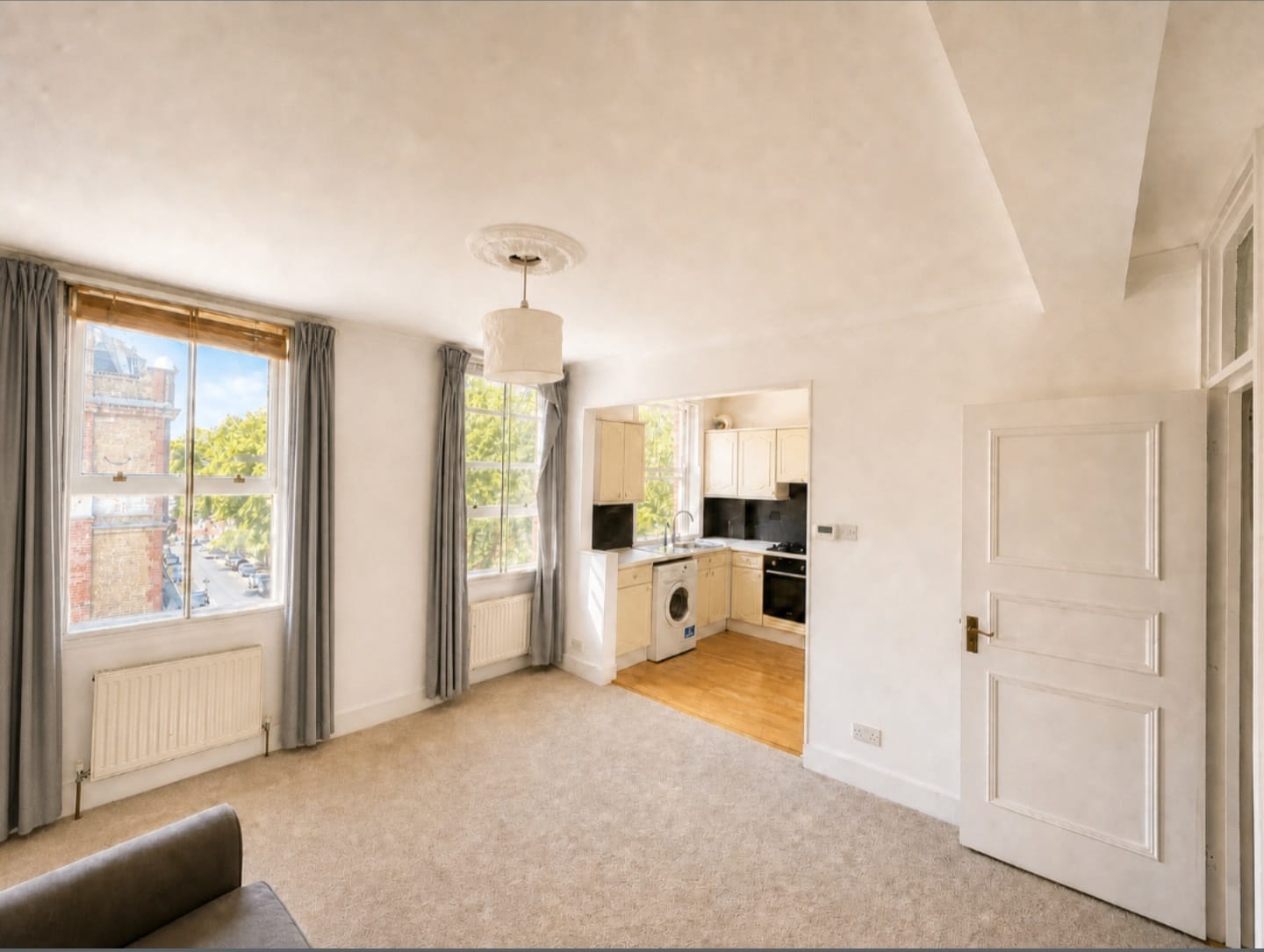 Flat Nevern Square in Greater London