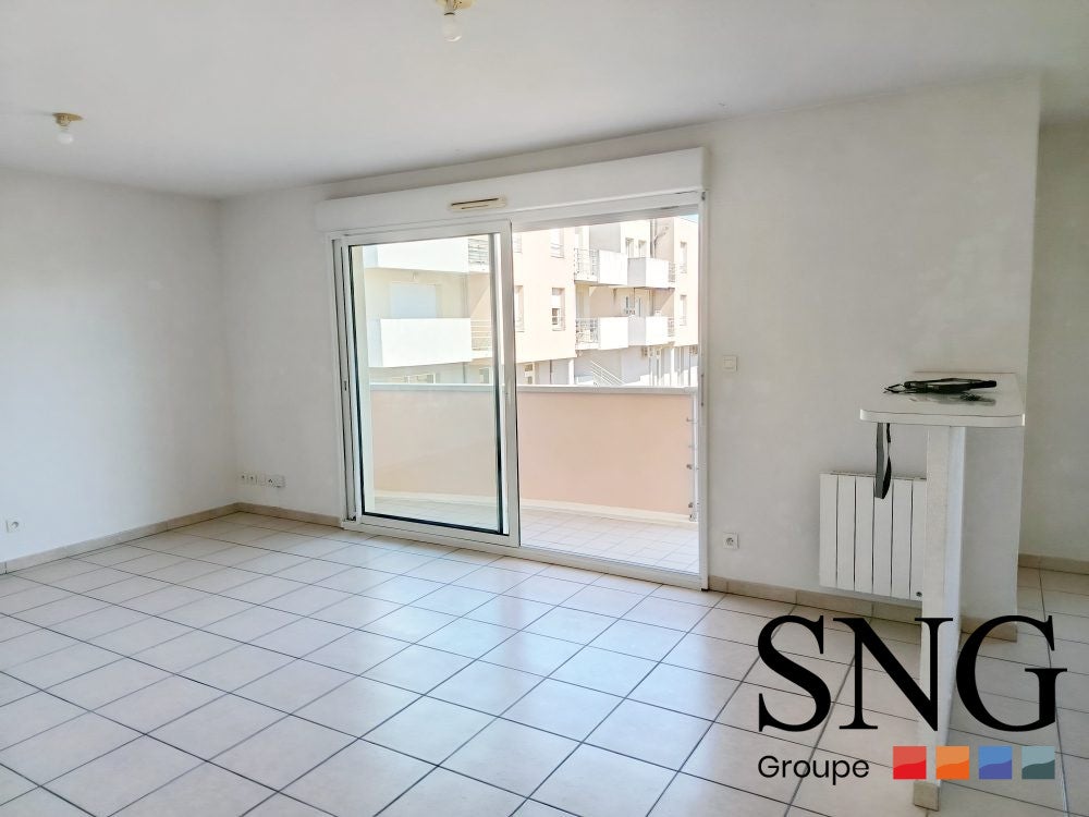 Flat Rue Henri Navrot in Yzeure