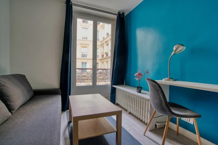 Flat Rue d'Enghien in Paris