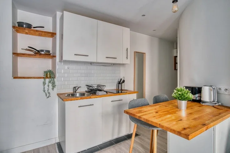Flat Rue d'Enghien in Paris