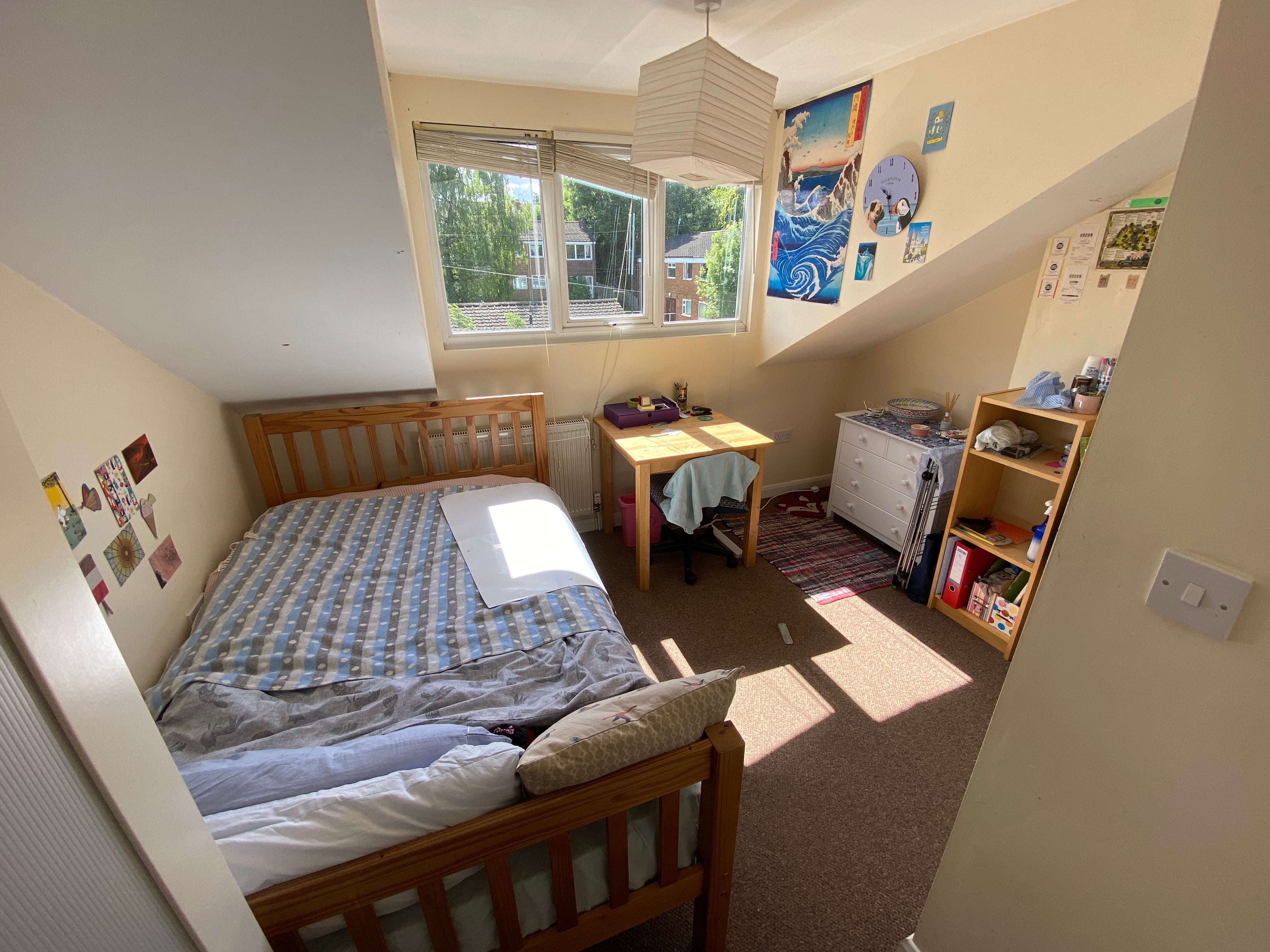 Room Dawlish Road in Birmingham