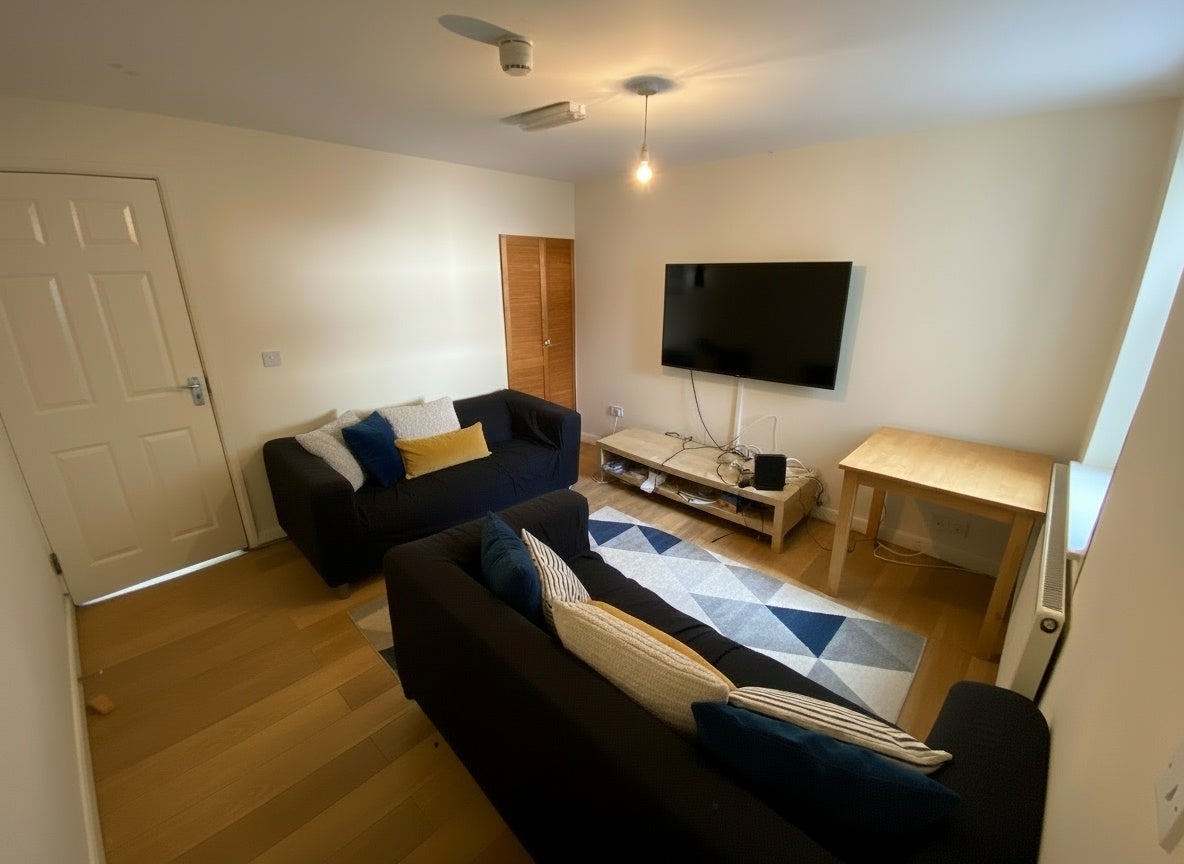 Room Dawlish Road in Birmingham