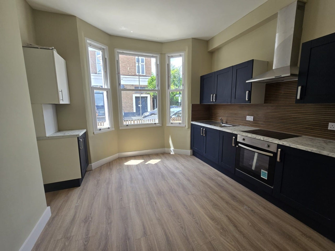 Flat Rainville Road in Greater London