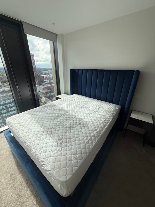 Room Granville Square in Birmingham
