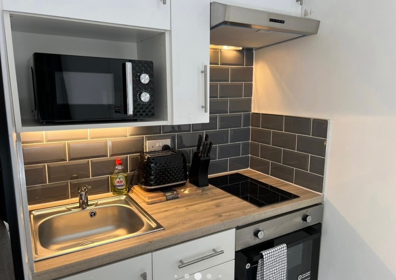 Flat Nottingham Road in Greater London