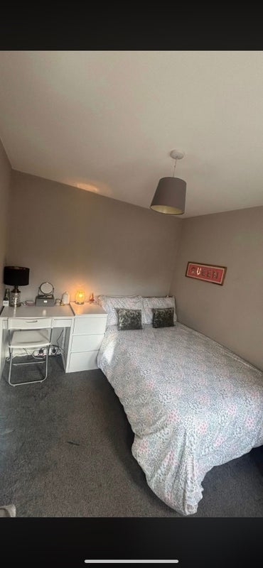 Room Crewe Loan in City of Edinburgh