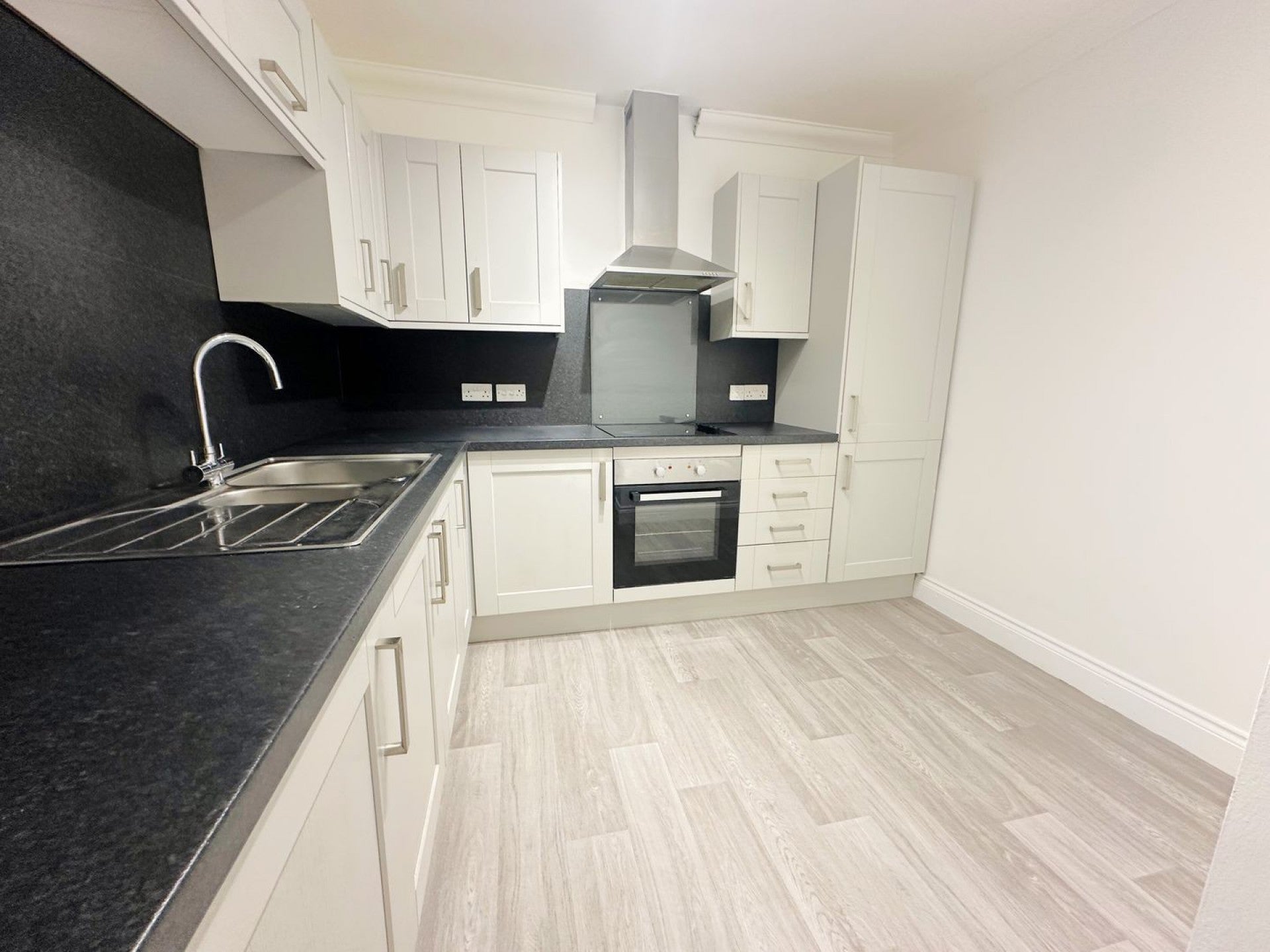 Flat Grosvenor Crescent in St Leonards