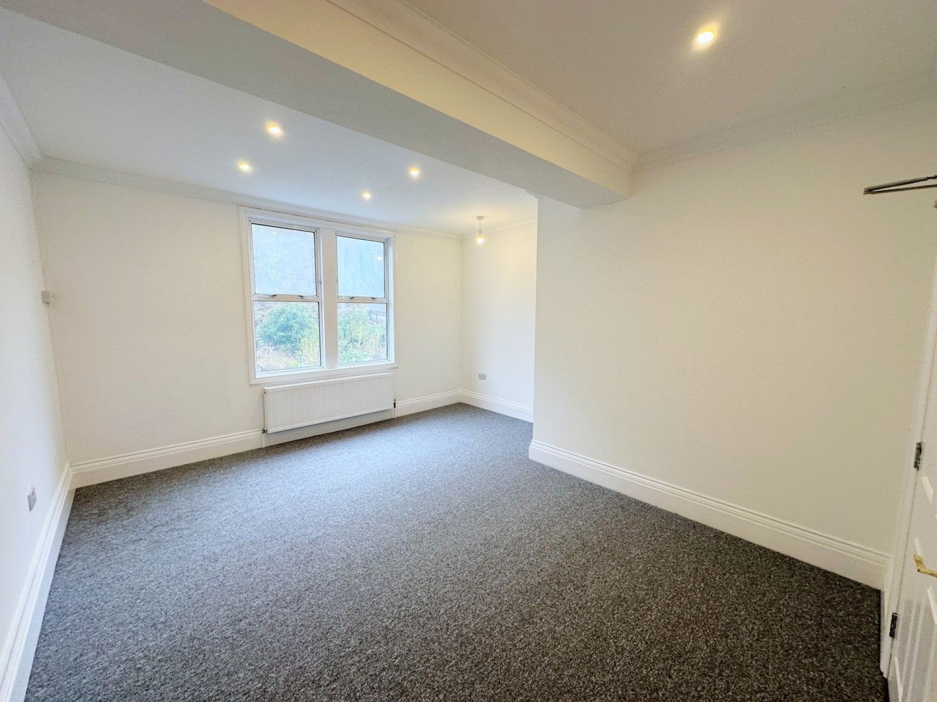 Flat Grosvenor Crescent in St Leonards